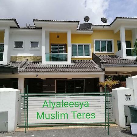 Alyaleesya Homestay Teres Brincsang Kültér fotó