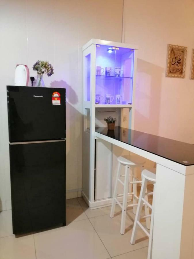 Alyaleesya Homestay Teres Brincsang Kültér fotó